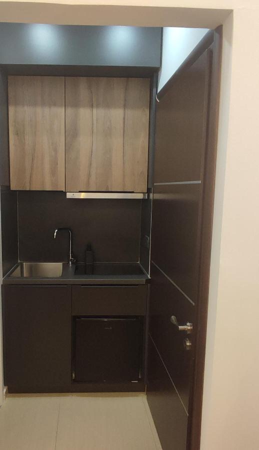 סרנדה Apartments Sadiku With Sea View מראה חיצוני תמונה