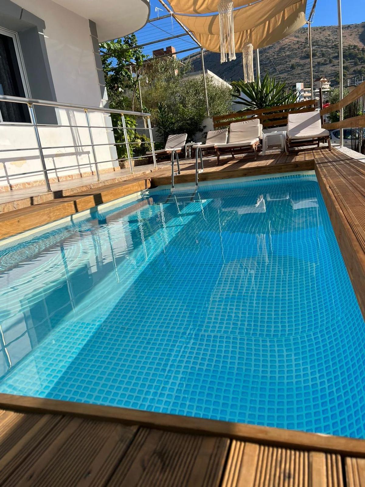 סרנדה Apartments Sadiku With Sea View מראה חיצוני תמונה